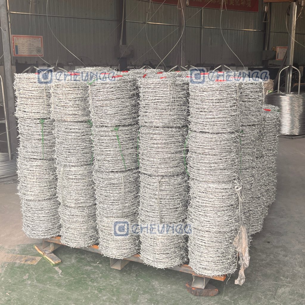 Zinc Coated Barbed Fencing Wire Fence Mesh Manufacturer